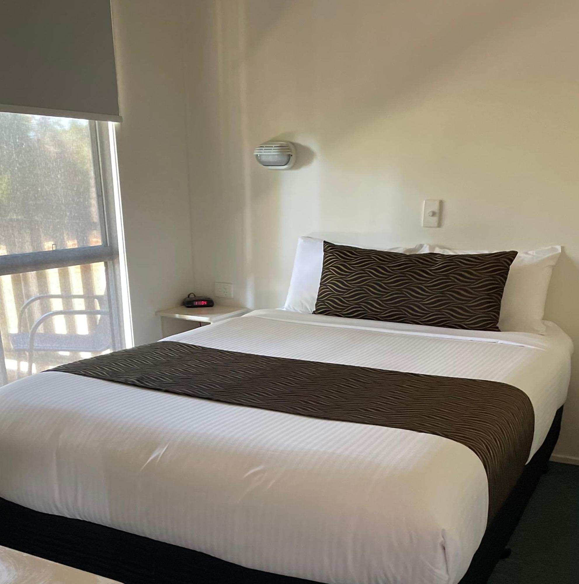 Diamond Beach Holiday Park ภายนอก รูปภาพ