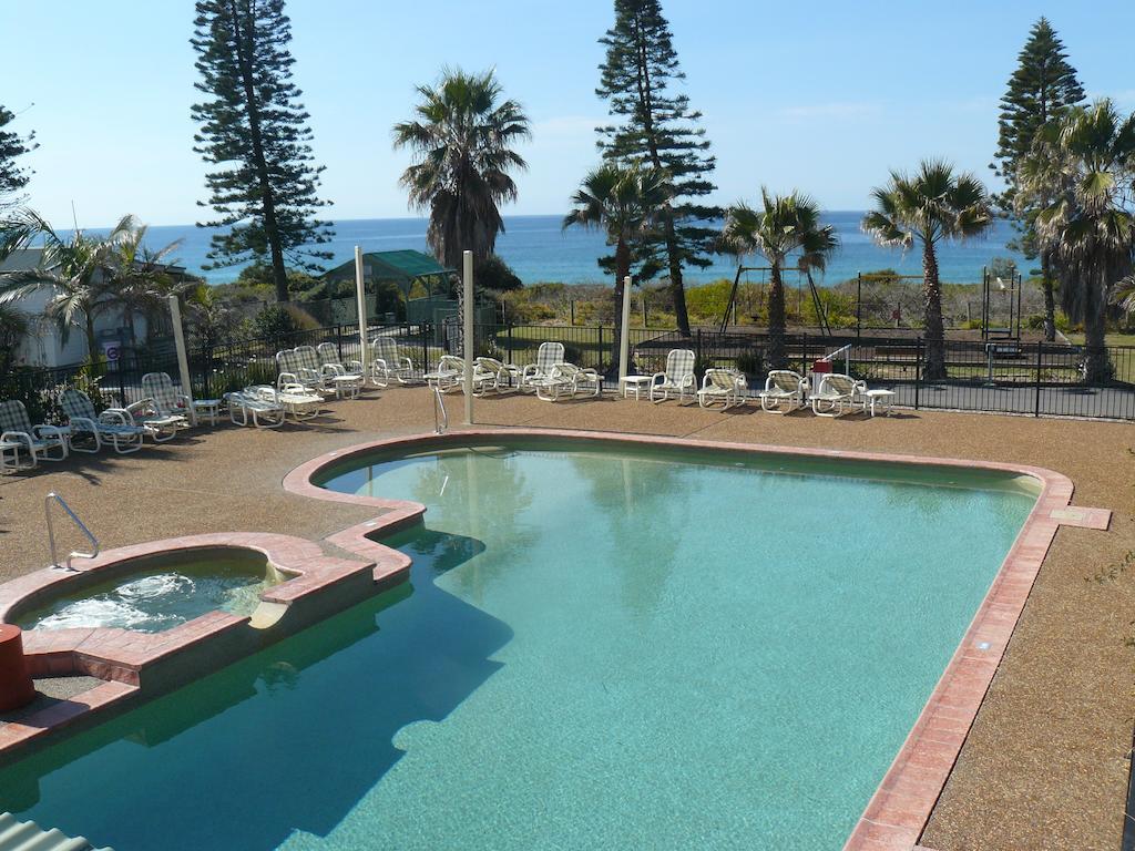 Diamond Beach Holiday Park ภายนอก รูปภาพ